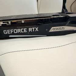 RTX 3070 w/ LED screen