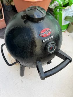 AKORN Char-Griller Portavle Kamado Grill w Cover