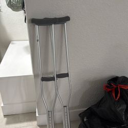 Crutches 