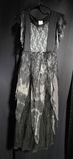 Girls Cemetery Bride costume with veil headband size 10/12