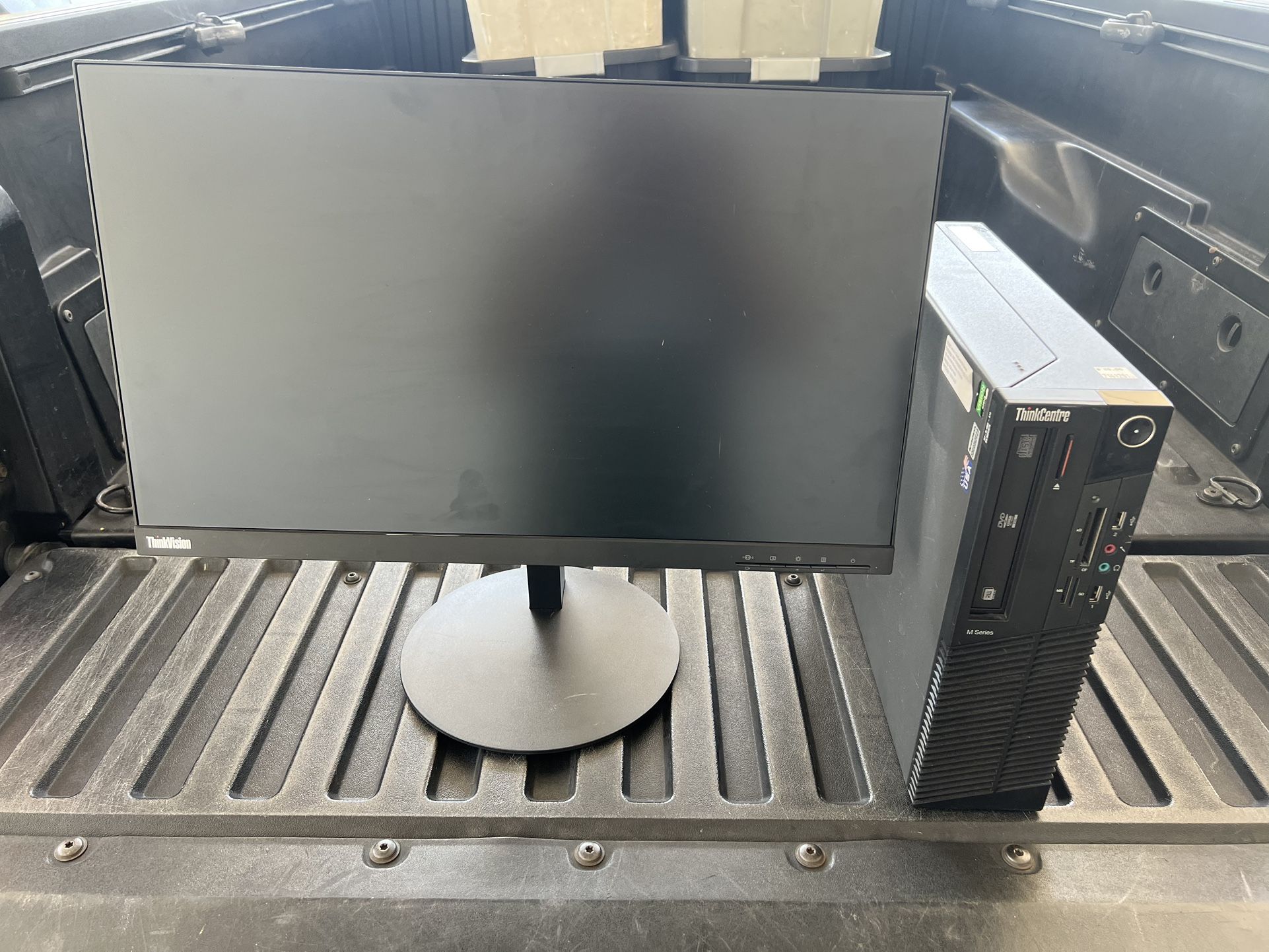 Lenovo ThinkCentre M Series AMD A8-5500B 3.20GHZ WIN 10 Home 8GB RAM 128GB SSD