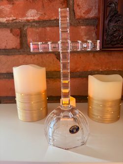 Bohemia Lead Crystal Cross Figurine