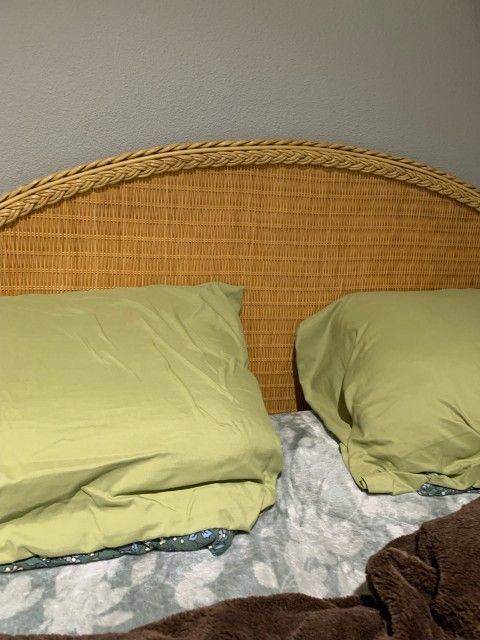 Queen Bed Set