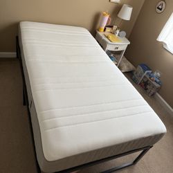 IKEA HAUGESUND Twin Bed Set