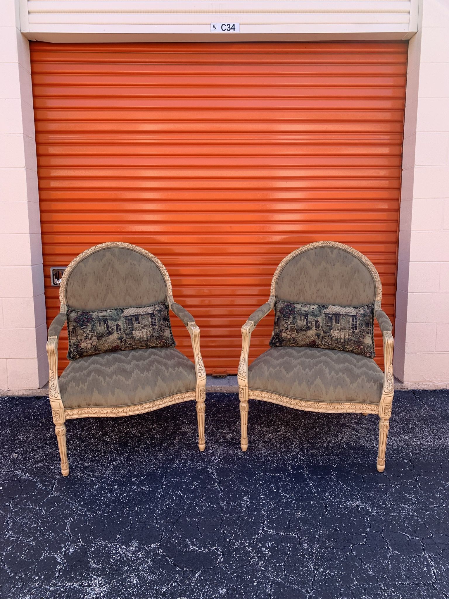 ANTIQUE FRENCH STYLE CARVED CHAIRS