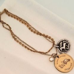 NWT  Coach Horse & Carriage Coin Bracelet Classic Signature 89854 A31