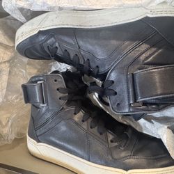 Gucci High top Sneakers 