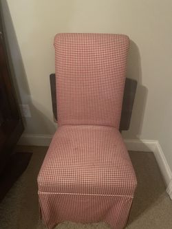 Red Checkered Chair 
