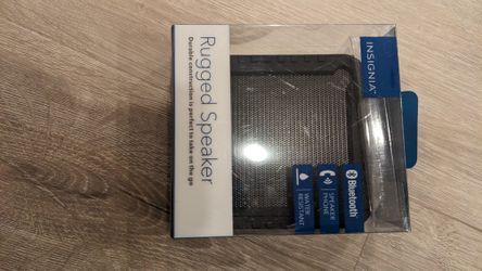 Insignia- Rugged Portable Bluetooth Speaker - Black


