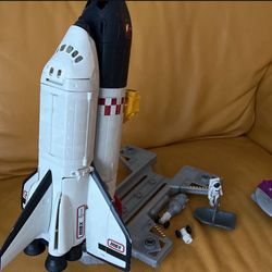 Vintage MBX Matchbox Mega Rig Space Shuttle Mission Play Set
