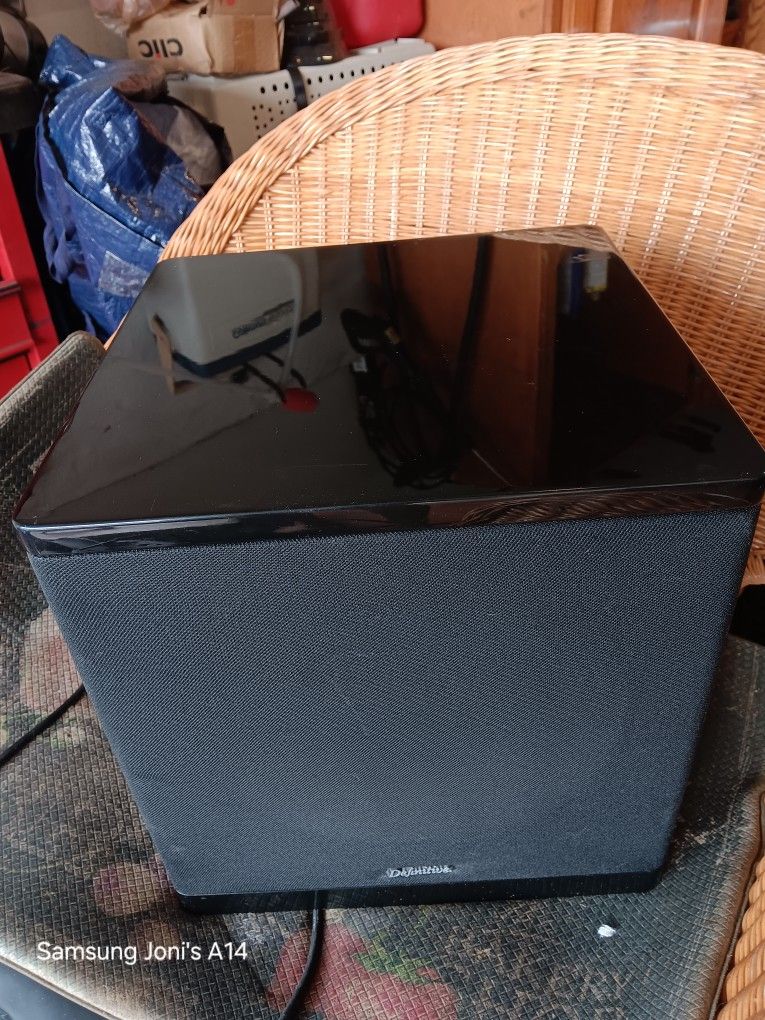 Definitive Technology PowerField SuperCube II SubWoofer 12” Crossover Power Am -