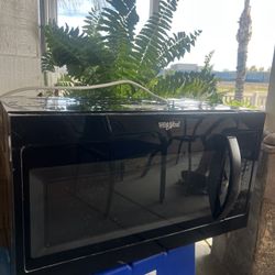 Whirlpool Over The Range Microwave 
