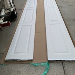 Garage Door In Excellent Condition