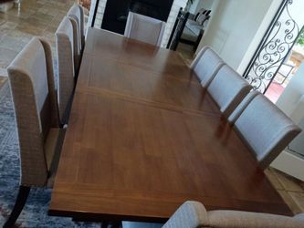 Dining set /w 8 chairs