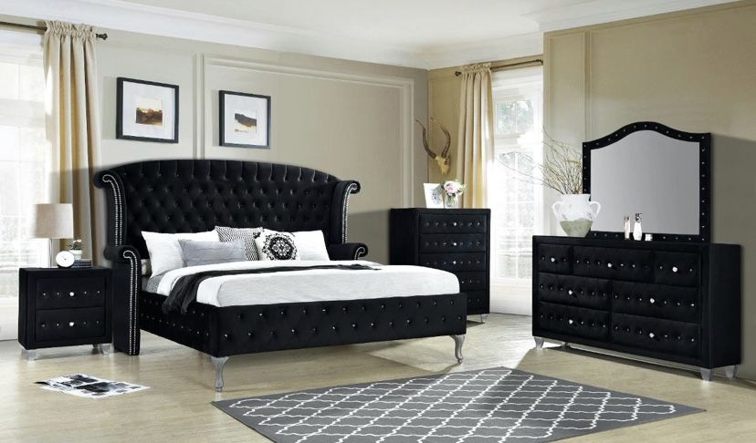 Black Friday Sale Queen Bed Dresser Mirror Nightstand Black Friday Sale Queen Bed Dresser Mirror Nightstand