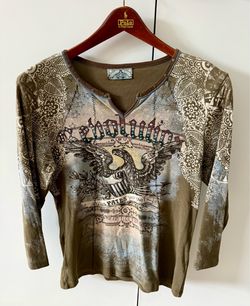 Women’s Vanilla Sugar Revolution Shirt Size M