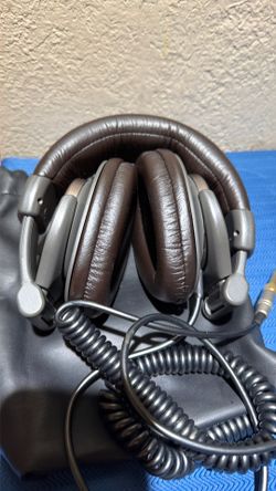 Sony dynamic mdr-v900 headphones