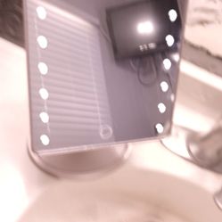 Makeup Mirror With Lights