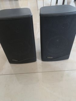 Advent 5 1/4 Studio Speakers With Mount