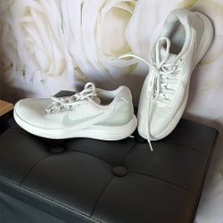 Nike Shoes, Size 8