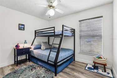 Bund bed twin full built in ladder black