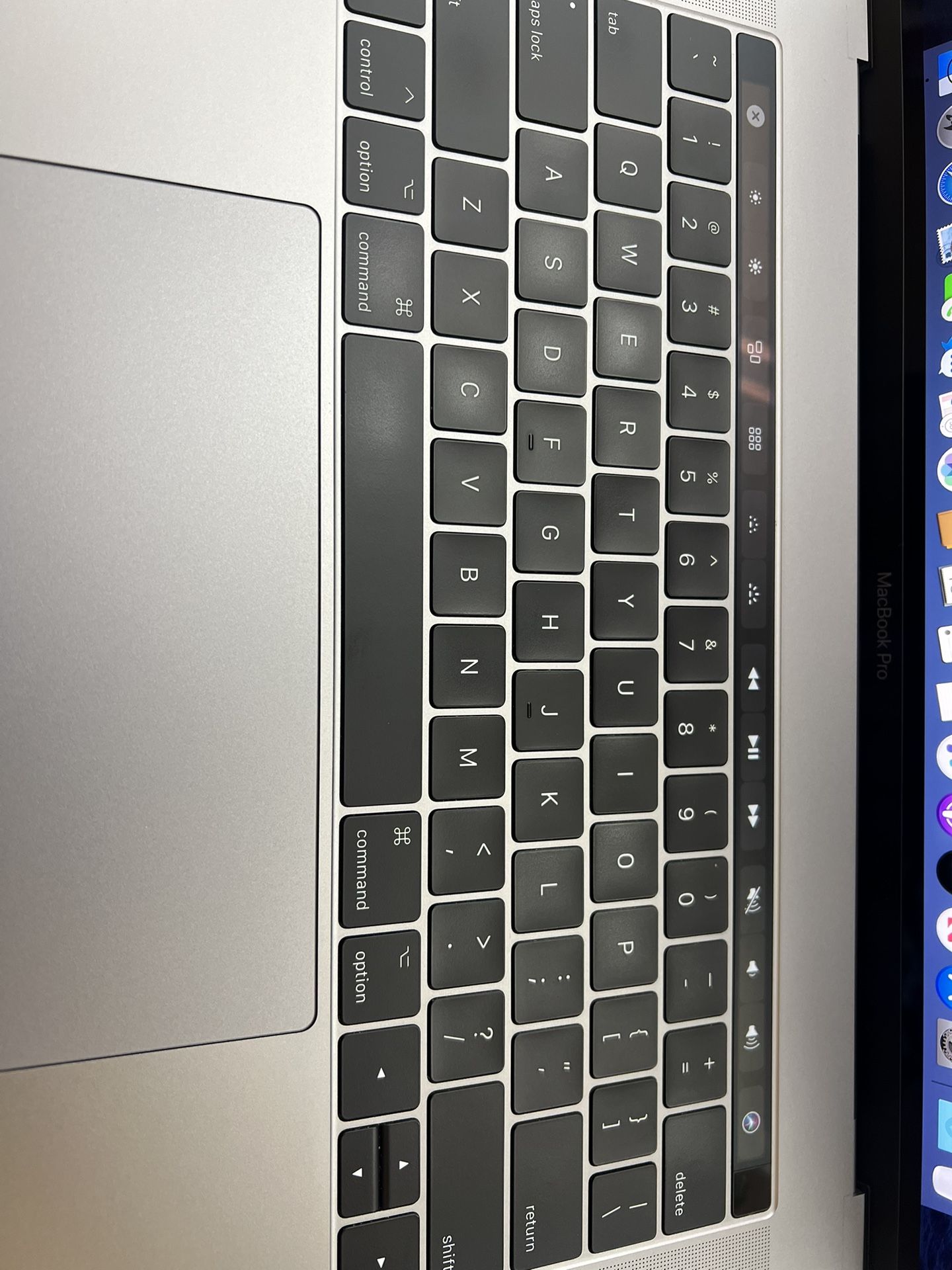 MacBook Pro 15” 2017 i7