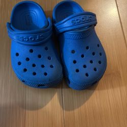 Toddler 7c Crocs 