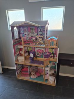 Dollhouse