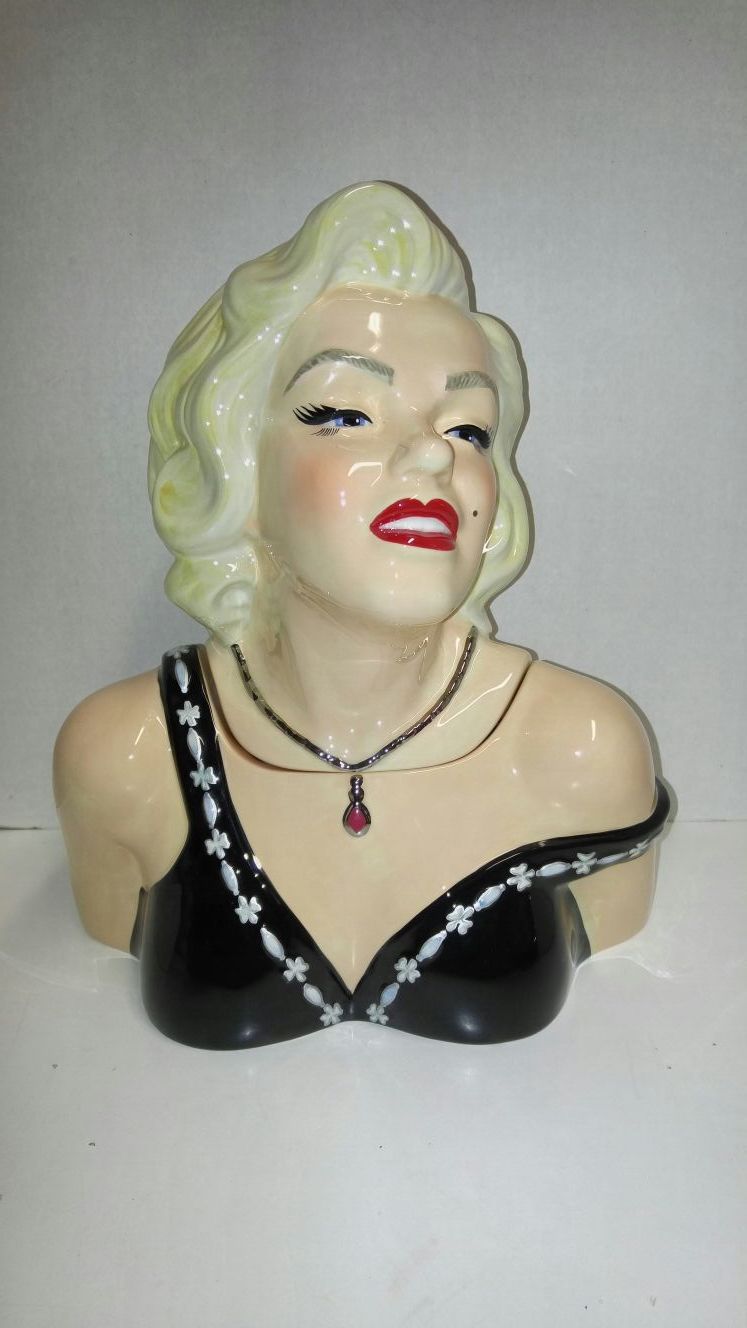 Marilyn Monroe limited edition bust cookie jar serial number
