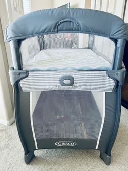 Graco Pack N Play - Good Condition/Clean