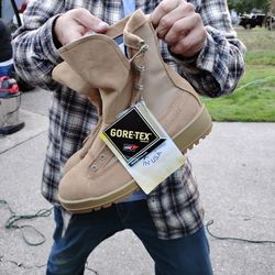 Belleville Men's waterproof Army Boots