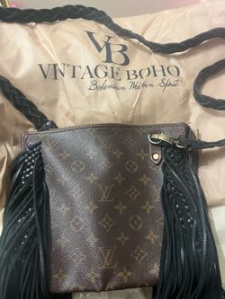 LV Purse