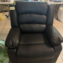 Recliner Black Brand New