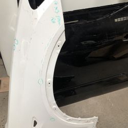 2011-2013 BMW X3 Fender Right Side Oem