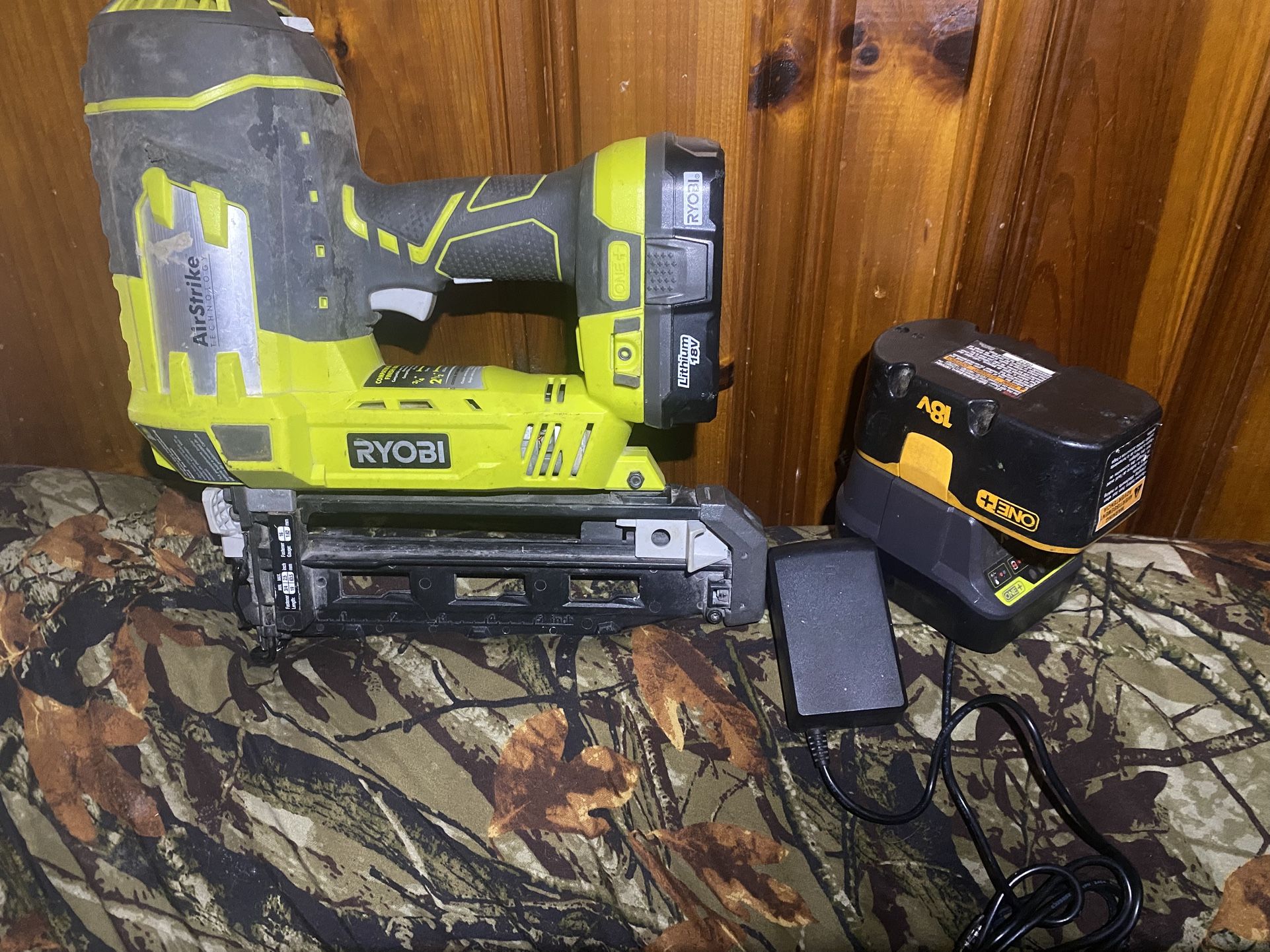 Ryobi One+ Air strike 16g Nail Gun, Battery, Charger