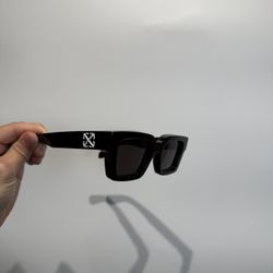 Sunglasses Off White 