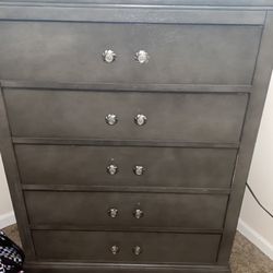 Grey 5 Drawer Dresser 