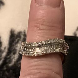 Vintage 14 karat solid gold rings up for offers