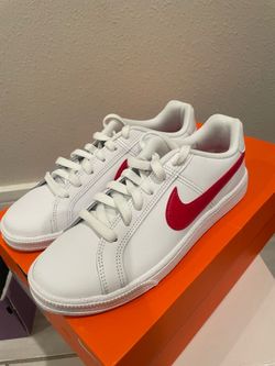 Nike Court womens size 7