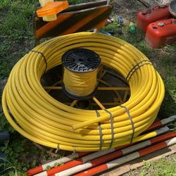 500 Feet Of Jm Eagle 1 Inch Pe Gas Piping/metal Pipe Reel/1000 Feet Of Coated Tracer Wire
