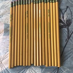 18 New  Number 2 Pencils 