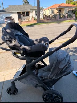 Nuna Demi Grow Stroller