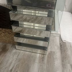 Glass Accent Table 