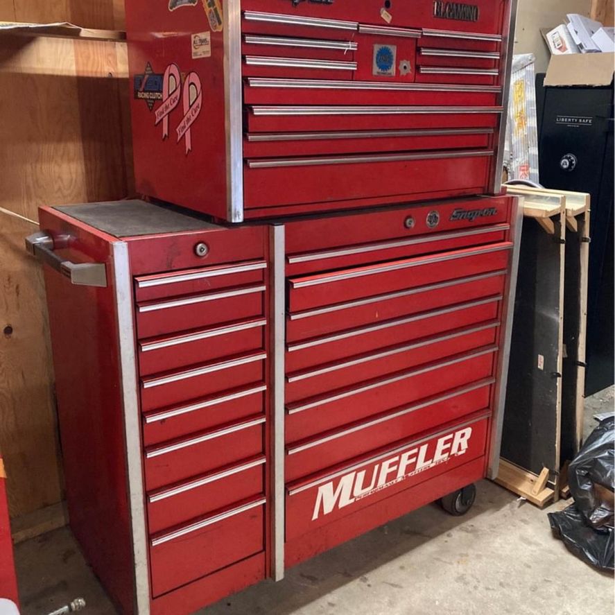 Snap On Tool Boxes Top And Bottom $1800