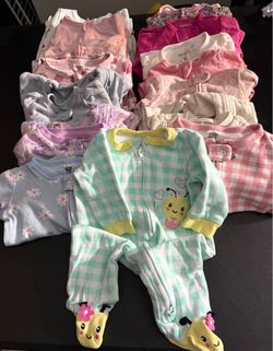 Baby pjs size nb and 0-3 months