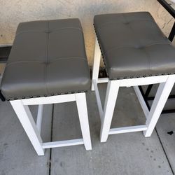 Bar Stools 
