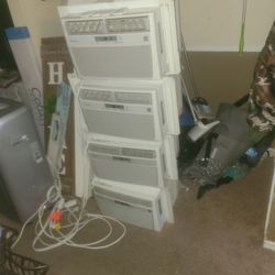 4 Nice Frigidaire  Ac Buy 1  Or All