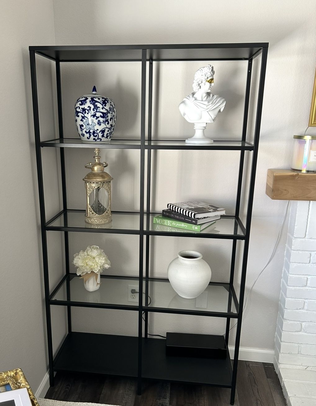 Bookshelf 
