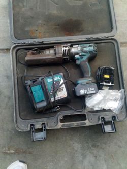 Makita Rebar Bender\cuter