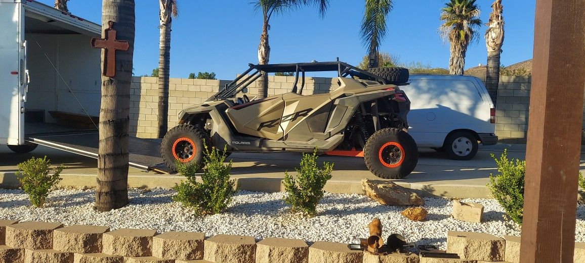 Polaris Rzr